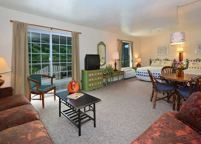Beech Mountain Inns